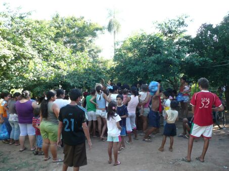 Geschenketag 5.1.2010 in Paraguay Altos