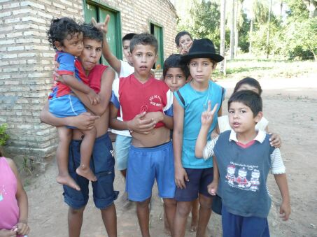 Geschenketag 5.1.2010 in Paraguay Altos