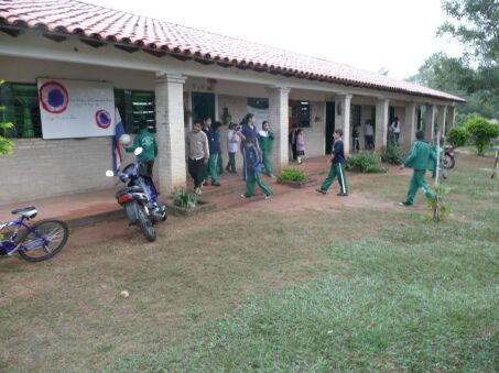 Schule Luis Alberto del Parana