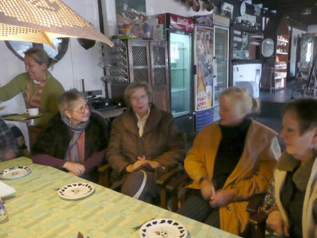 Ein Jahr Weibertreffen in San Bernardino, Paraguay 