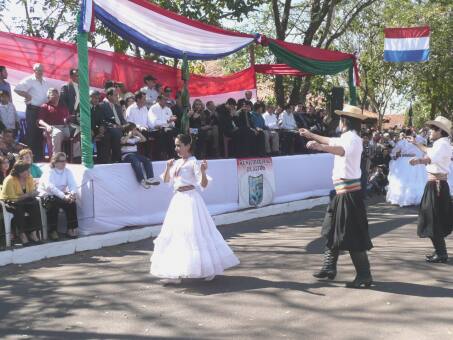 Gründungsfeier in Altos Paraguay