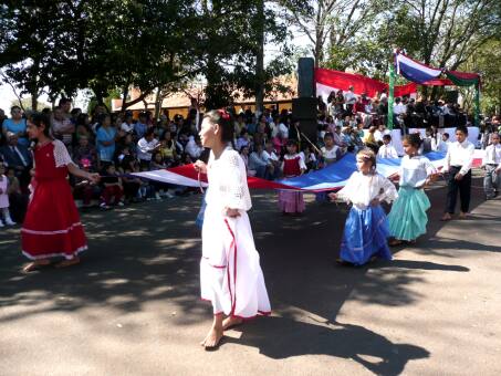 Gründungsfeier in Altos Paraguay