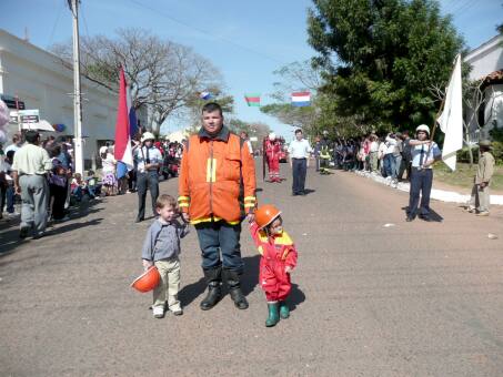 Gründungsfeier in Altos Paraguay