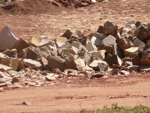 Strassenbau in Altos Paraguay