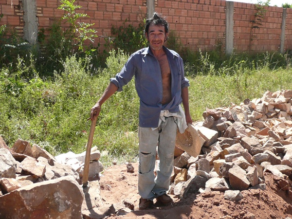 Strassenbau in Altos Paraguay