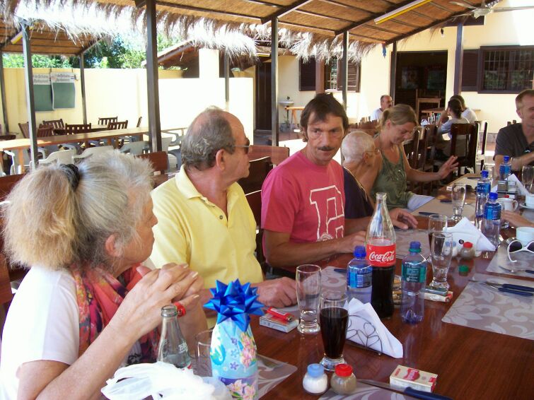 Geburtstag Rudi, gefeiert bei Rene in Caacupe