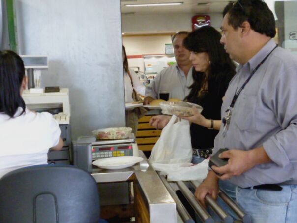 Einkaufen in San Lorenzo und Pancho