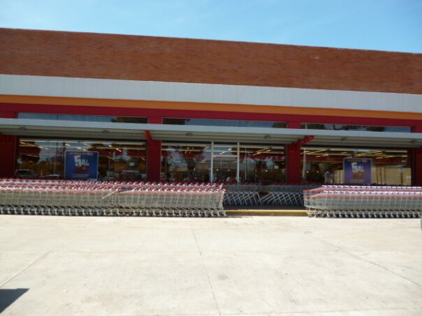 Einkaufen in San Lorenzo und Pancho