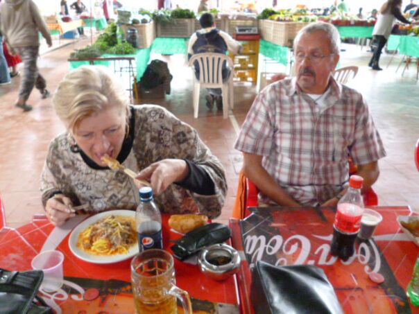 nochmals Männer und der Markt in San Bernardino