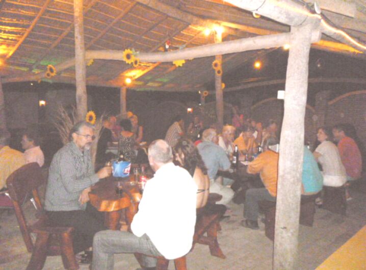 Neueröffnung der Gaststätte in Altos 