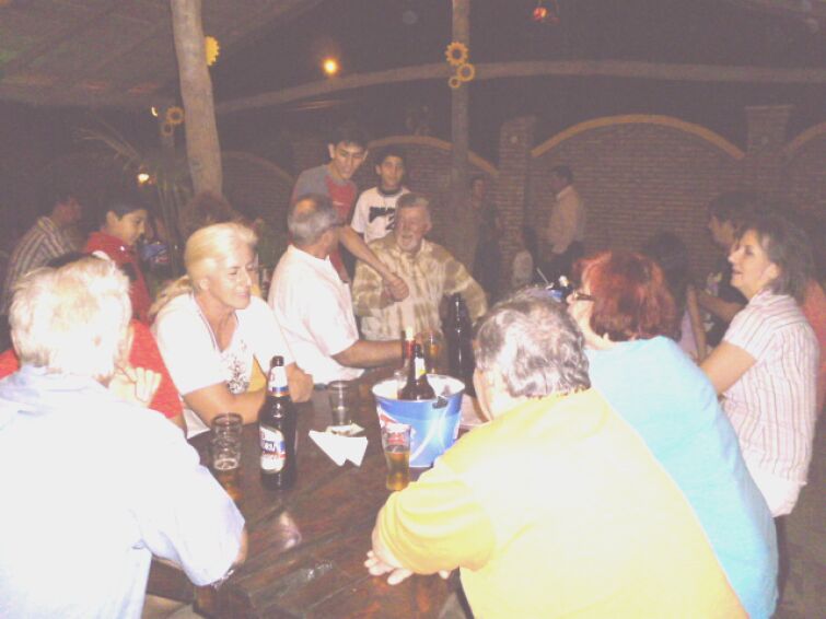 Neueröffnung der Gaststätte in Altos 