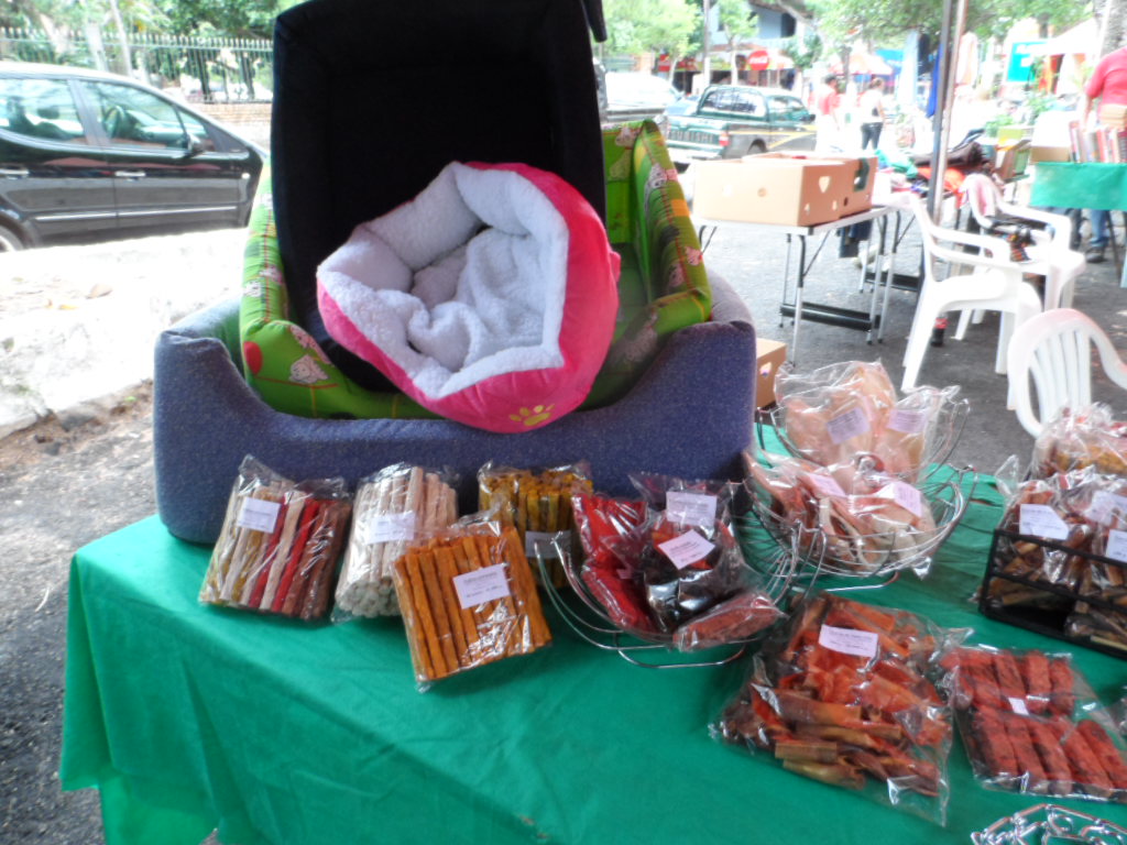 für unsere lieben  Haustiere in Paraguay         