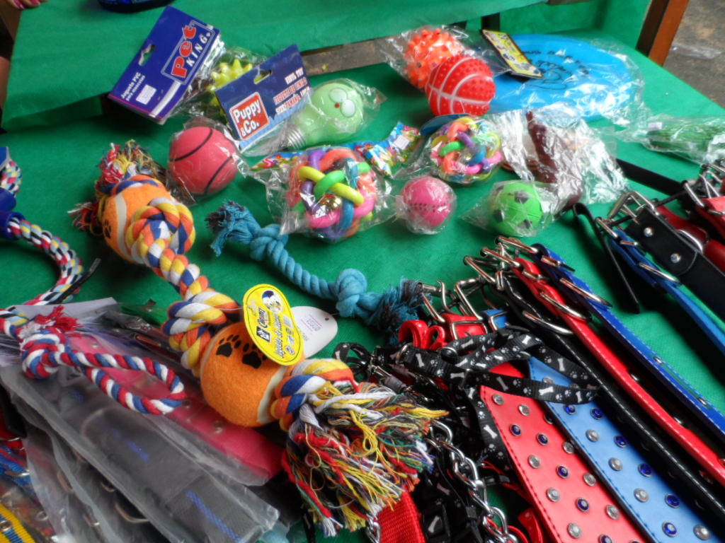 für unsere lieben  Haustiere in Paraguay         