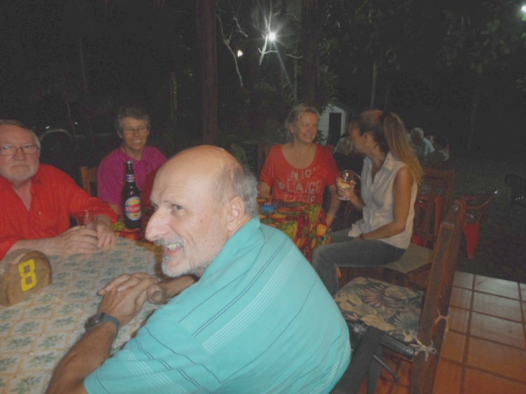 Erbsensuppe und Kuchen