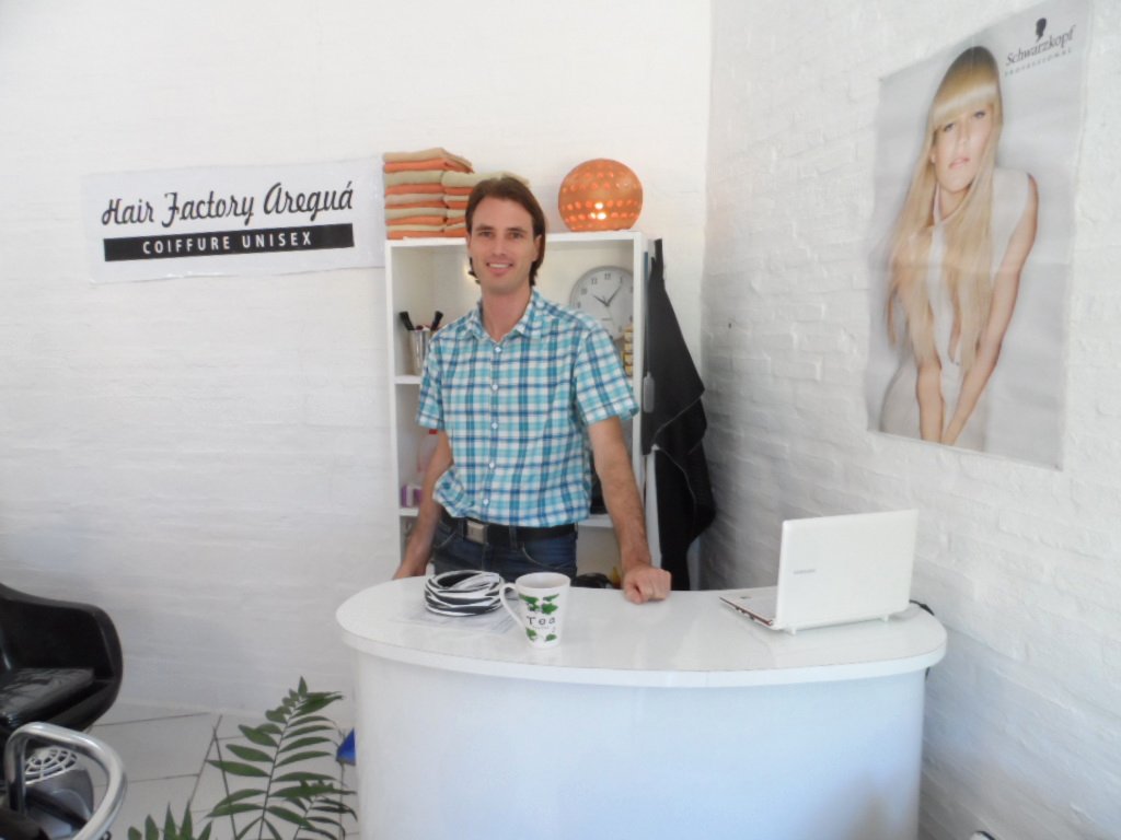 Valentin der Friseur in Aregua