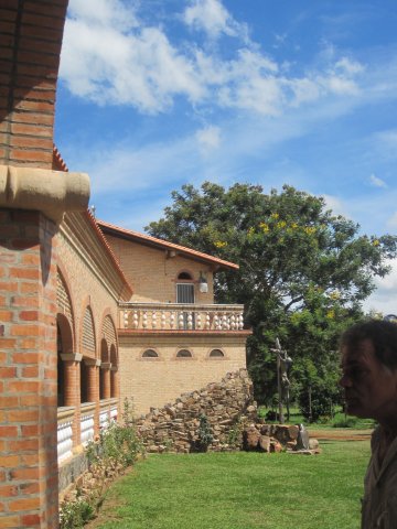 wunderschönes Kloster in Atyra