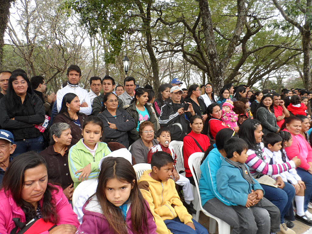 Bilder von der Gründungsfeier in Altos