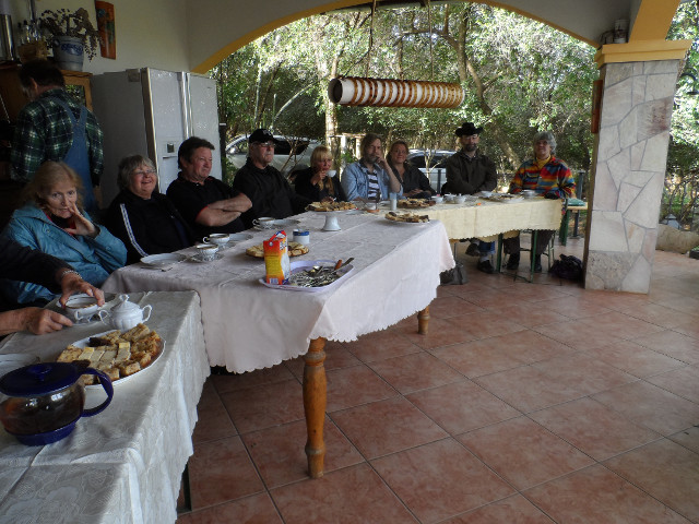 Alfred hat uns heute bei Kaffee und Kuchen......