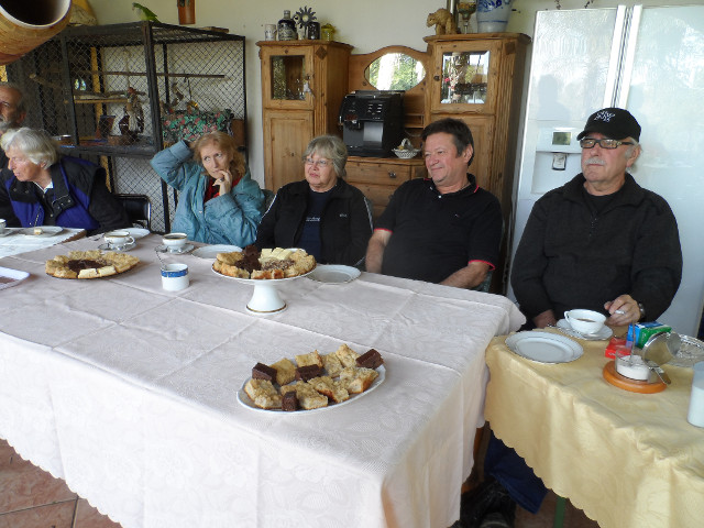 Alfred hat uns heute bei Kaffee und Kuchen......