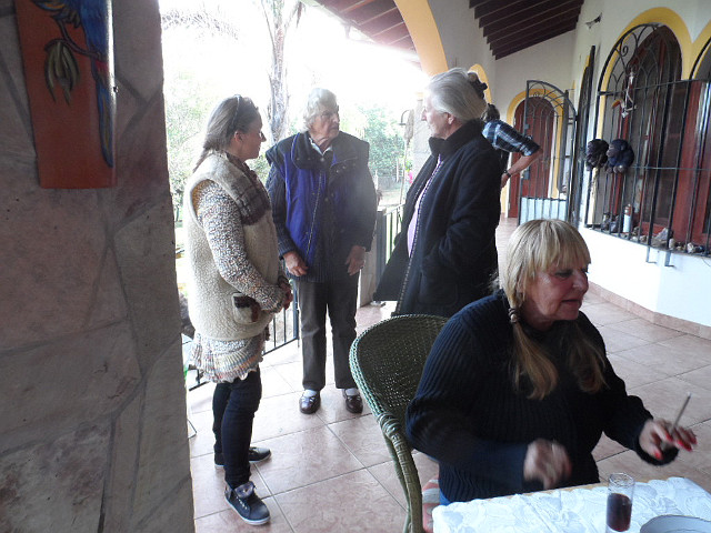 Alfred hat uns heute bei Kaffee und Kuchen......