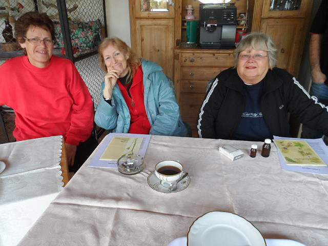 Alfred hat uns heute bei Kaffee und Kuchen......