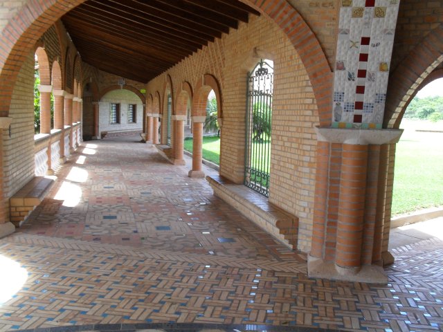 wunderschönes Kloster in Atyra