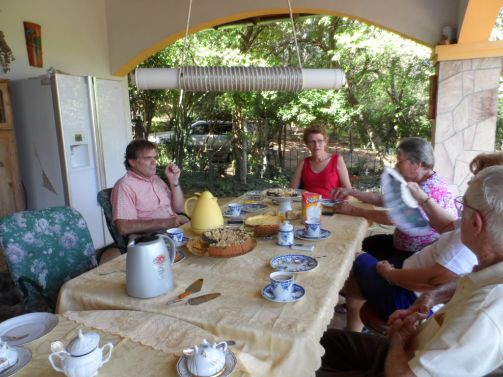 Kaffee mit Erna und Fritzi, unsere Hunde