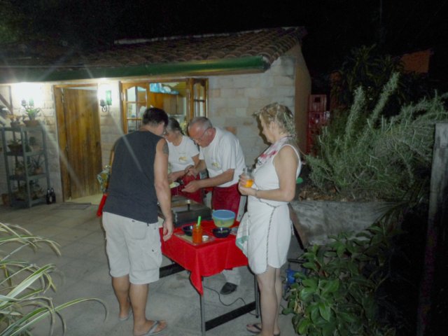 Es war wieder ein voller Erfolg, das Nudelessen