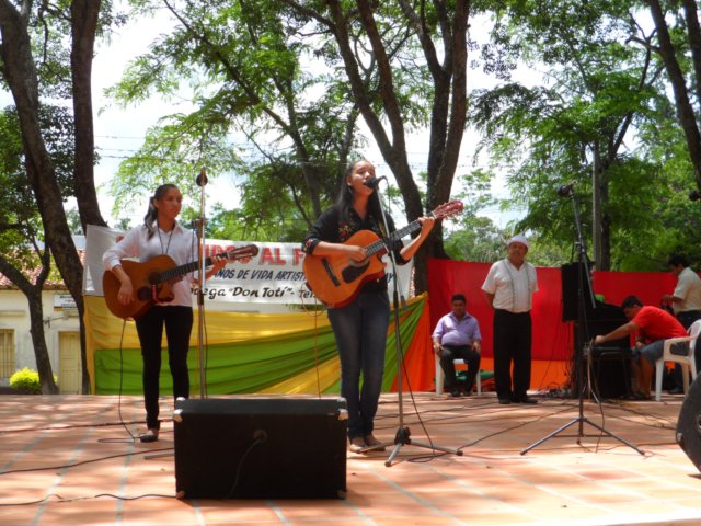 Musik, Musik und nochmals Musik aus Paraguay