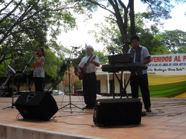 Musik, Musik und nochmals Musik aus Paraguay