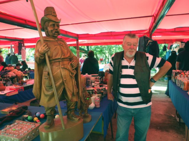 153 Aussteller, Rekord beim San Bernhardino Flohmarkt