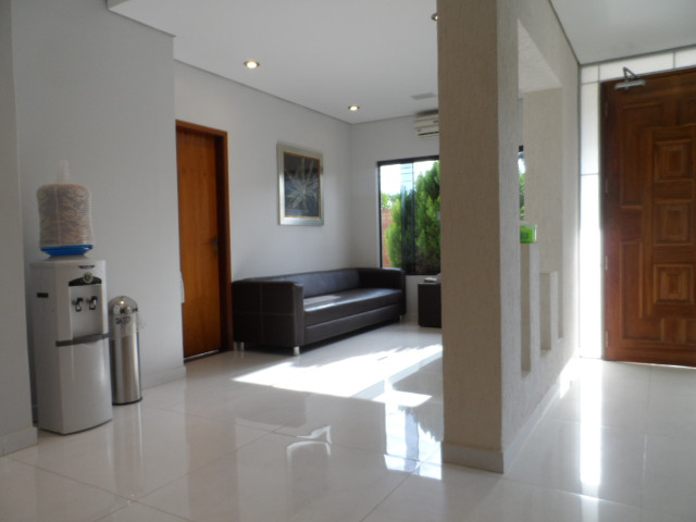 Zahnarzt Dr. David Neufeld