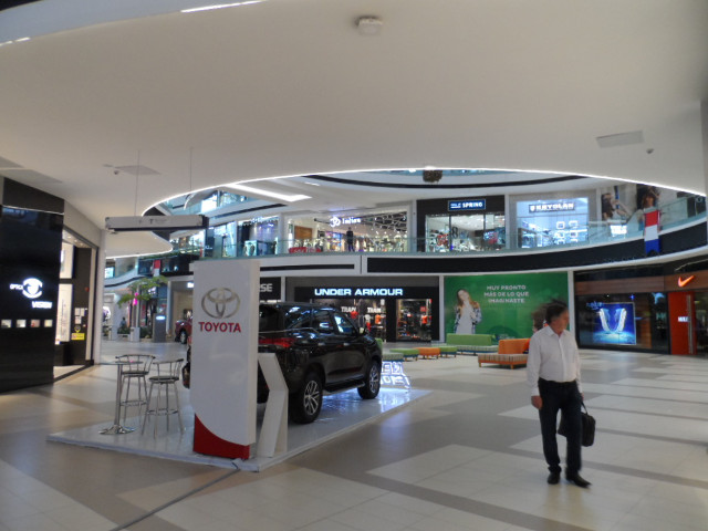 August 2016, wenn Frauen nach Asuncion fahren