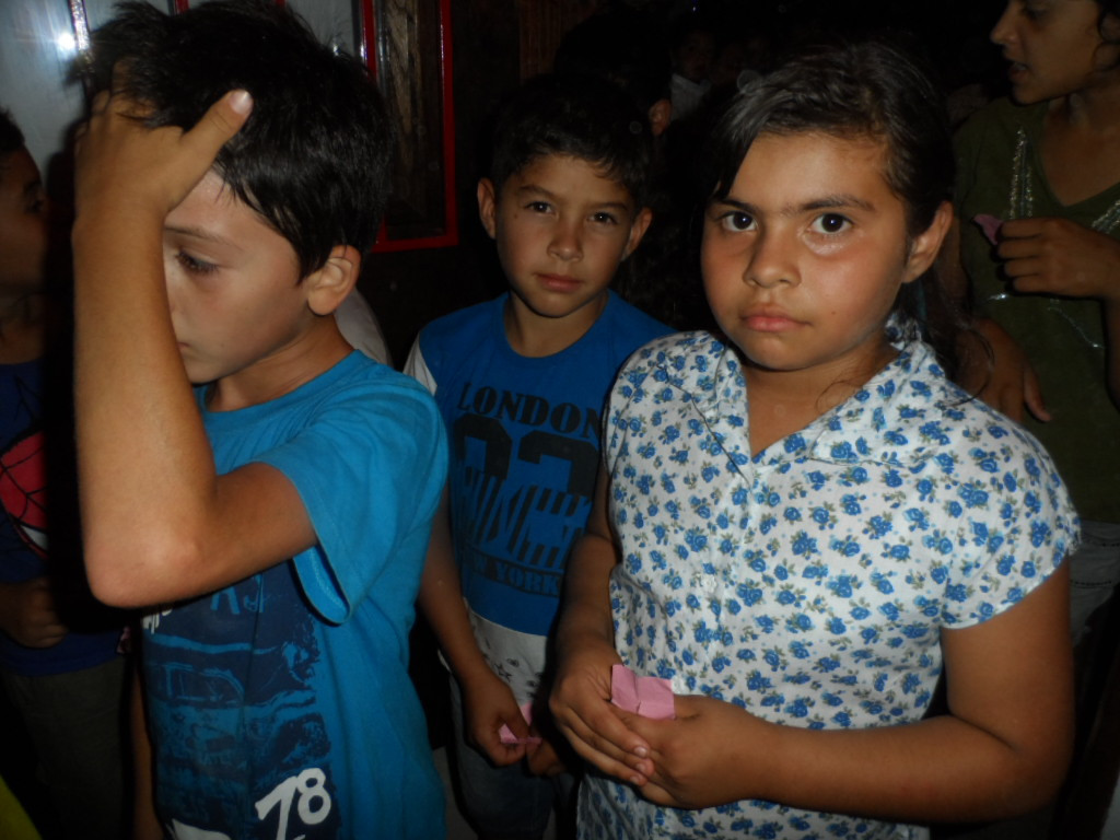 Weihnachtsbescherung für ca. 300 Kinder