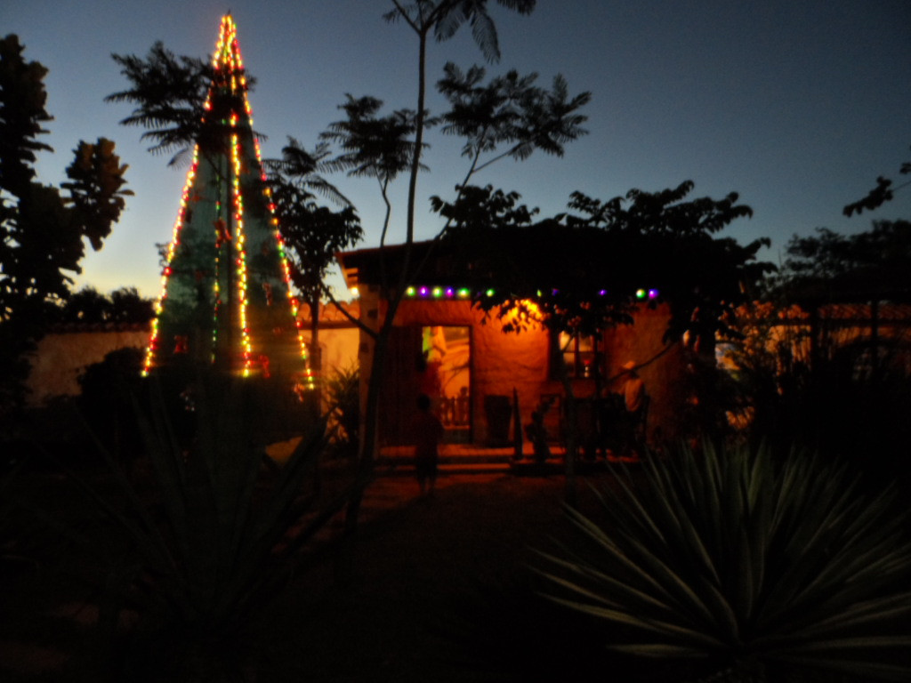 Weihnachtsbescherung für ca. 300 Kinder