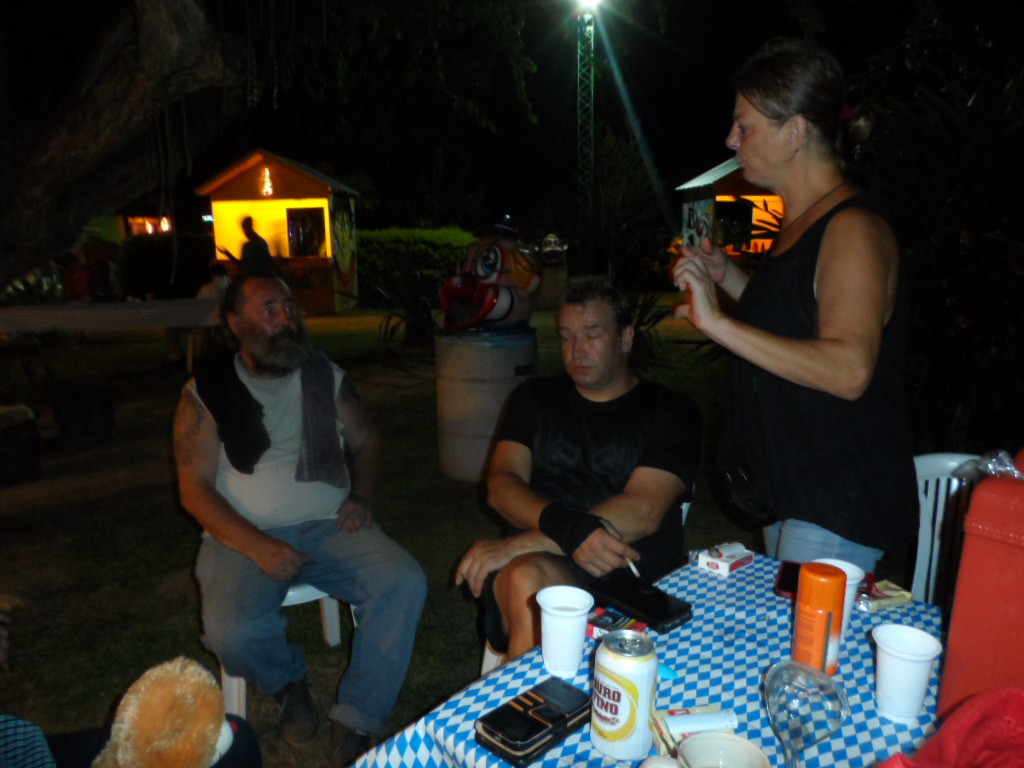 Weihnachtsbescherung für ca. 300 Kinder