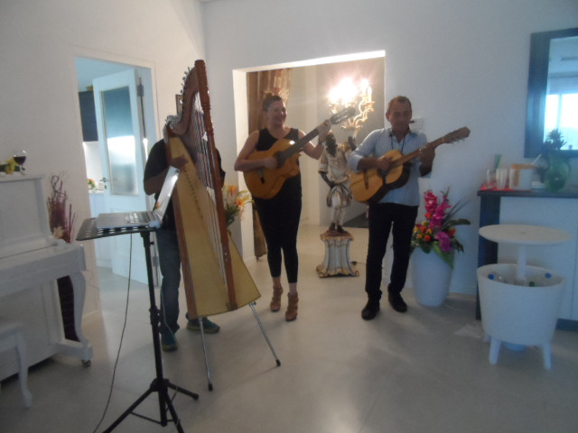 Geburtstage von Erich am Nachmittag und von Raymonde am Abend